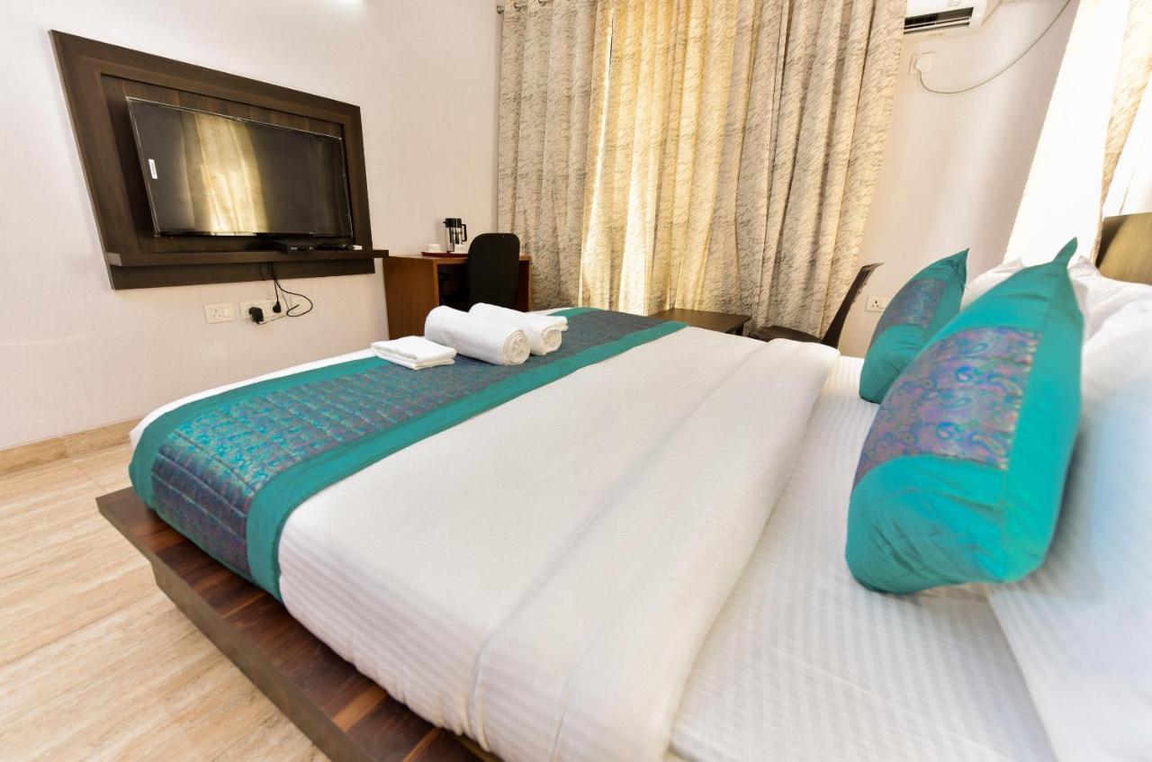 Hôtel Rbm Residency à Gurgaon Extérieur photo